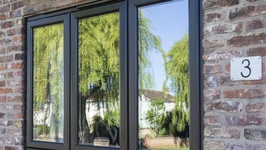 系统门窗厂家攻略：全网认可的选窗技巧，很多人不知道！