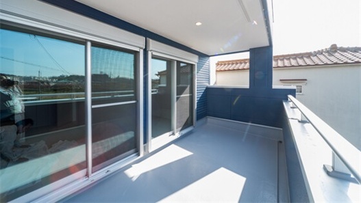 系统门窗品牌攻略：推拉门保养心得，很实用！