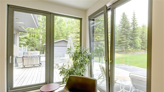 系统门窗品牌攻略：秋天为何是门窗安装的好时间！